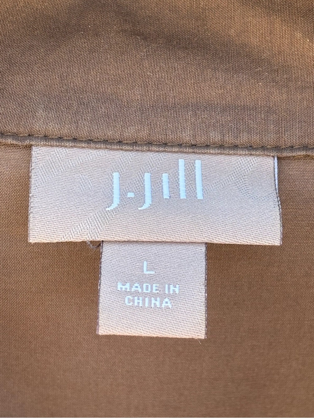 J. Jill Silk Blend Button Down Taupe Brown Empire Waist Blouse Romantic Office - Picture 3 of 10